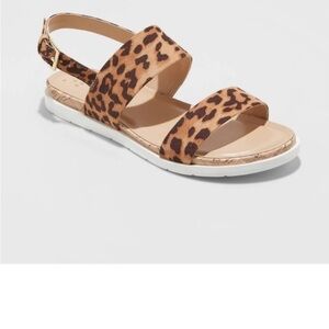 A new day malia brown leopard sandal new new 🆕